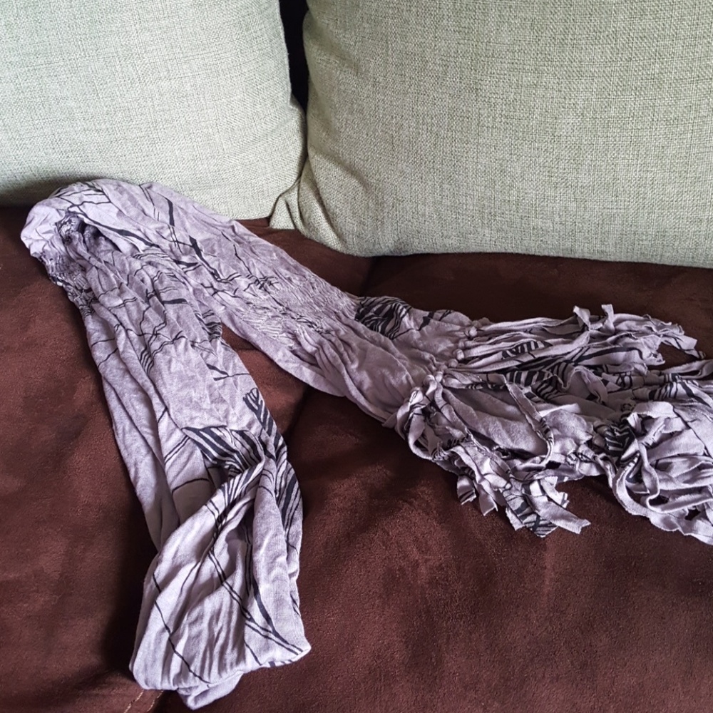 New York & Company Scarf